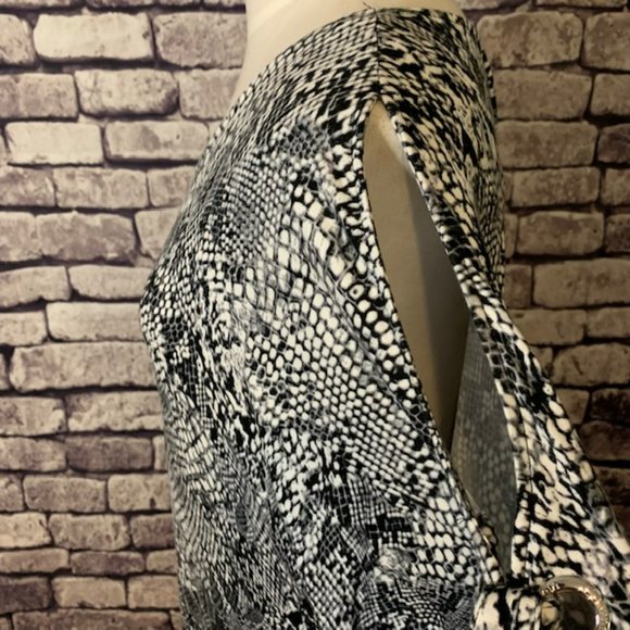 Calvin Klein NWT Black & White Dress Size 2X - Picture 5 of 10